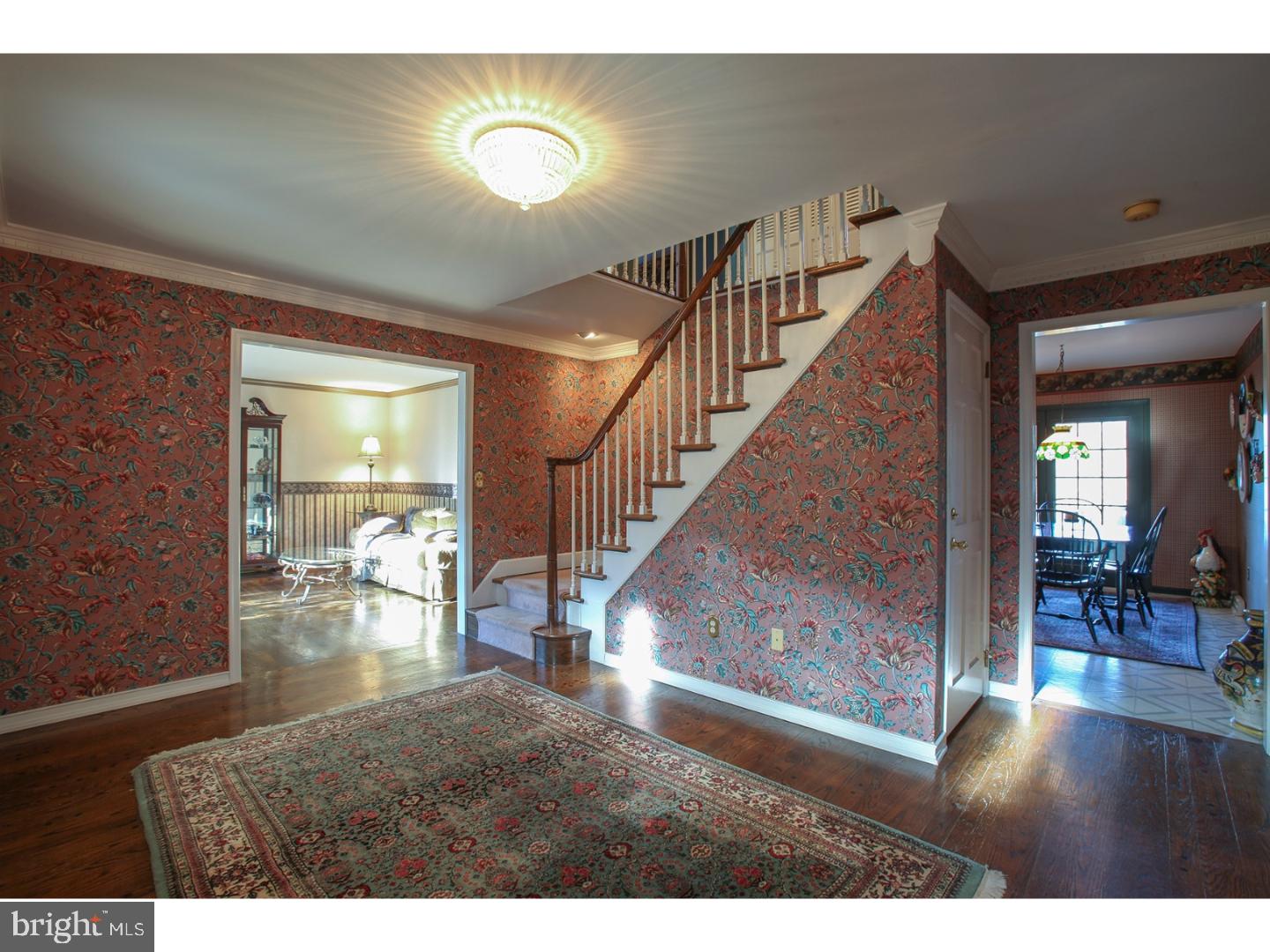 6821 Upper York Road New Hope, PA 18938 - Photo 4 of 25 Foyer