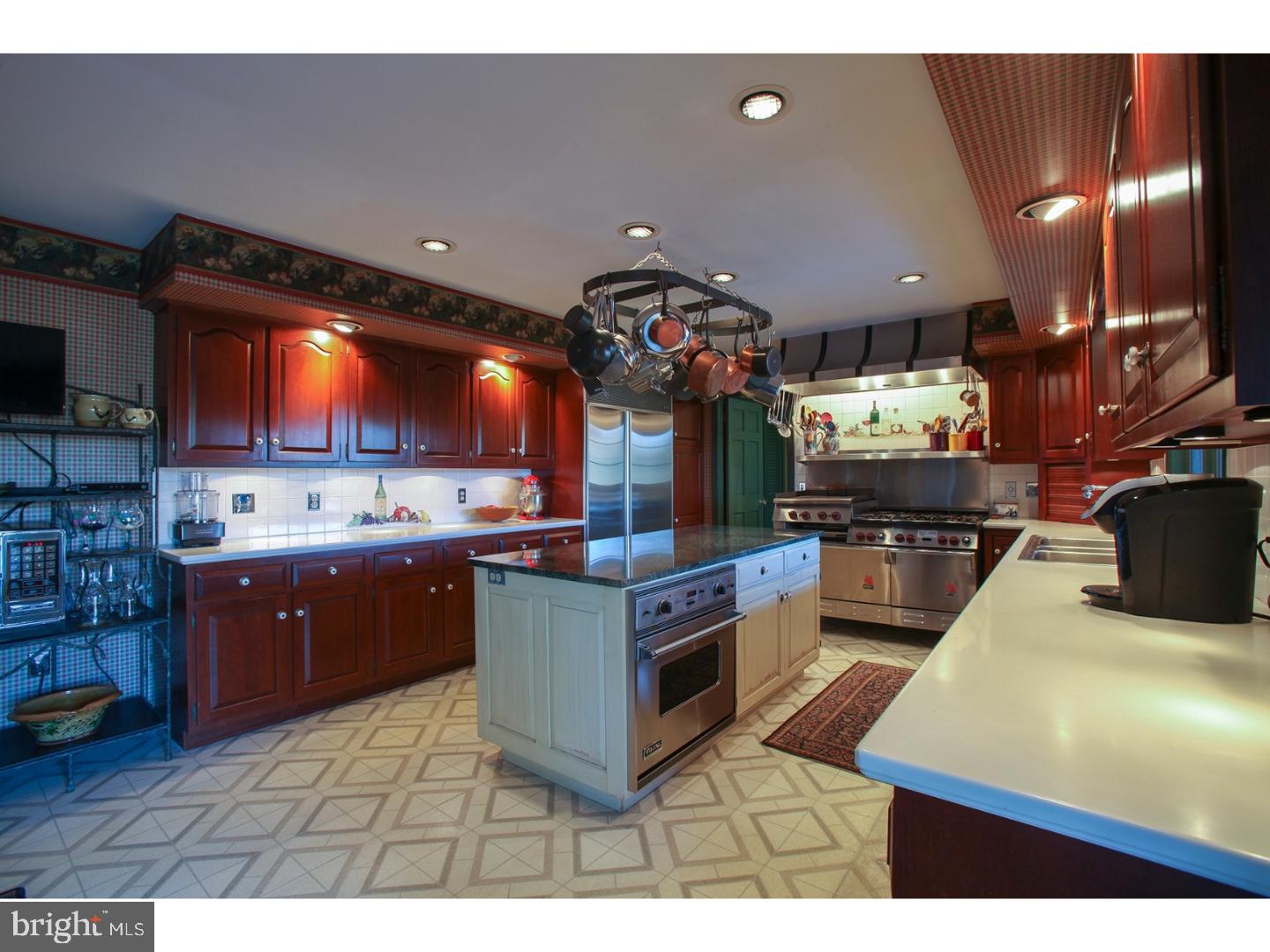 6821 Upper York Road New Hope, PA 18938 - Photo 9 of 25 Kitchen