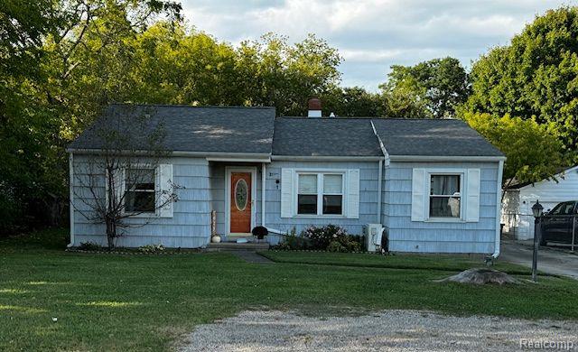 7023 Lapeer Road Davison, MI 48423 - Photo 4 of 28