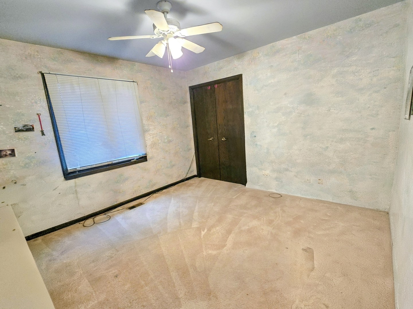 24656 South Willow Brook Trail Crete, IL 60417 - Photo 31 of 39 a view of an empty room