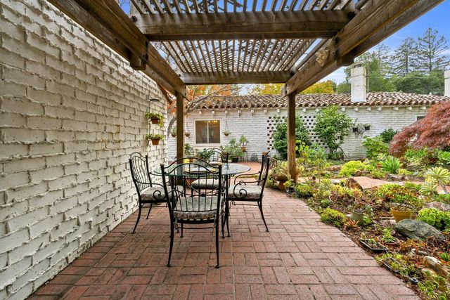 $4,298,000 | 3691 Laguna Avenue, Palo Alto, CA 94306