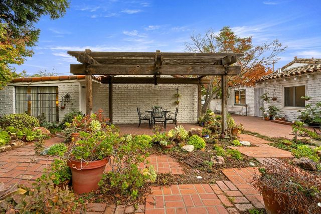 $4,298,000 | 3691 Laguna Avenue, Palo Alto, CA 94306