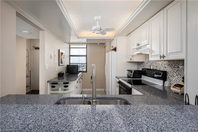 $11,000 | 260 Seaview Court, Unit 1605, Marco Island, FL 34145