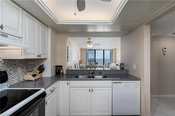 $11,000 | 260 Seaview Court, Unit 1605, Marco Island, FL 34145