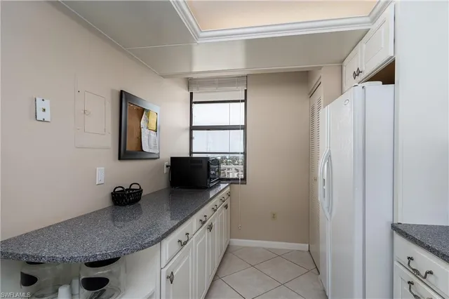 $11,000 | 260 Seaview Court, Unit 1605, Marco Island, FL 34145