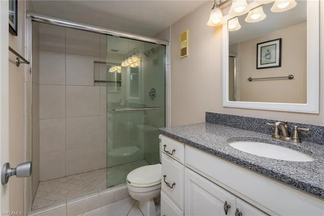 $11,000 | 260 Seaview Court, Unit 1605, Marco Island, FL 34145