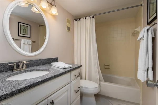 $11,000 | 260 Seaview Court, Unit 1605, Marco Island, FL 34145