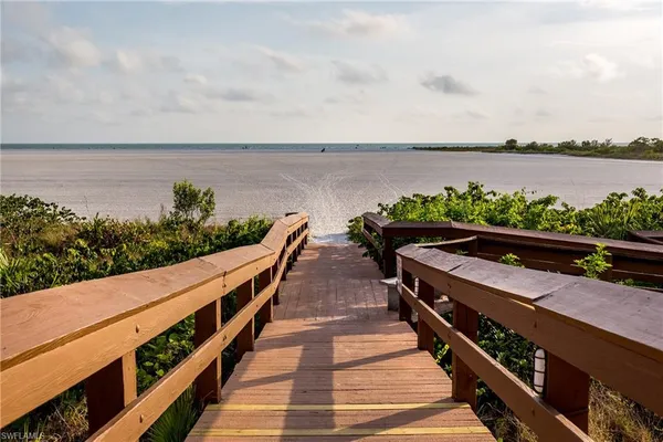 $11,000 | 260 Seaview Court, Unit 1605, Marco Island, FL 34145