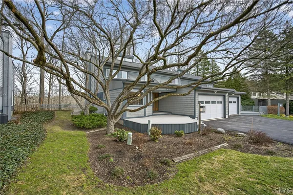 $499,000 | 7516 Spectrum Way, Manlius, NY 13066