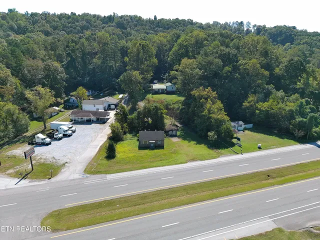 $150,000 | 2301 Roane State Highway, Harriman, TN 37748
