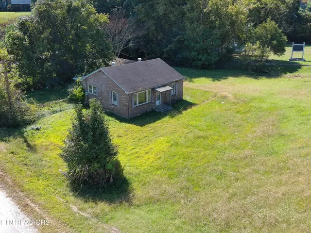 $150,000 | 2301 Roane State Highway, Harriman, TN 37748
