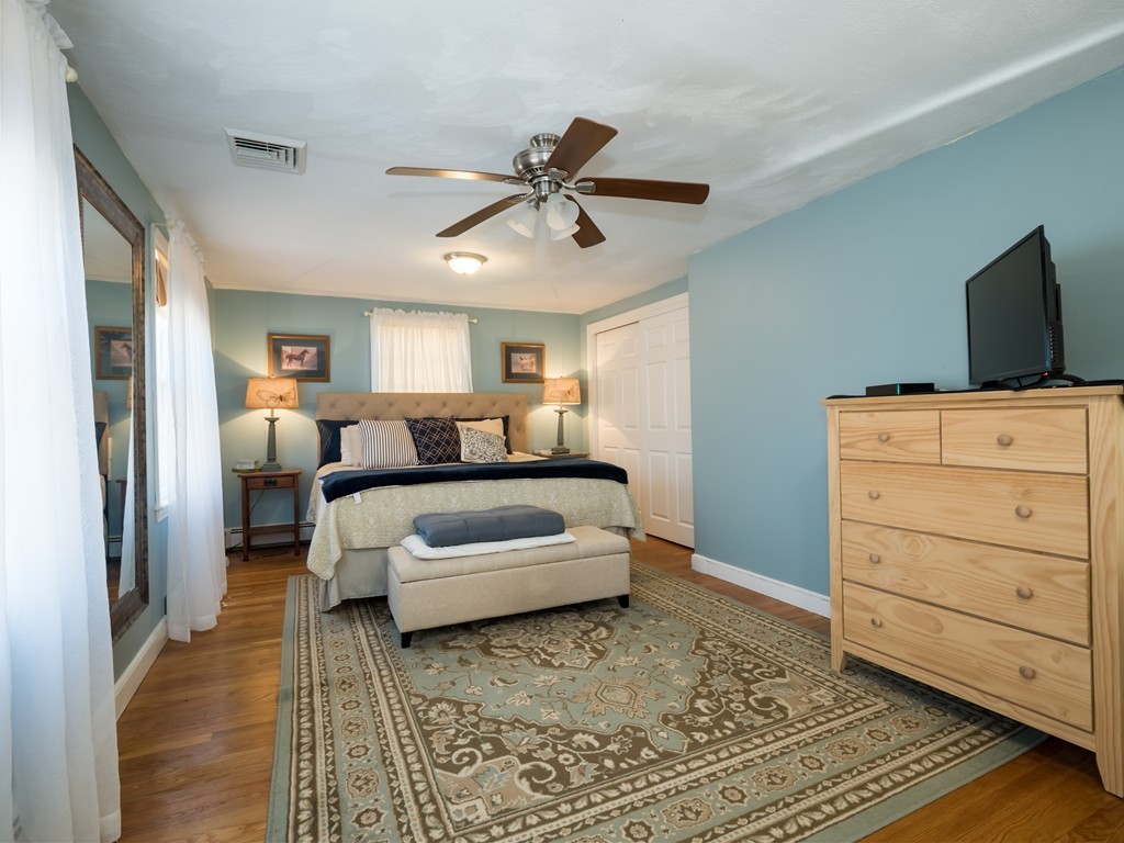 5 Cliff Road Chelmsford, MA 01824 - Photo 17 of 30 Gallery Image 17