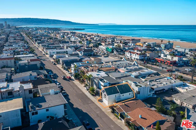 $7,995 | 1125 Manhattan Avenue, Manhattan Beach, CA 90266