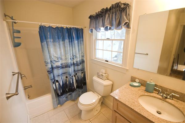 11 Alfreton Road Needham, MA 02494 - Photo 12 of 21