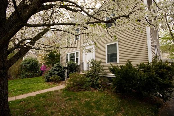 11 Alfreton Road Needham, MA 02494 - Photo 2 of 21