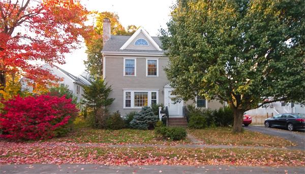 11 Alfreton Road Needham, MA 02494 - Photo 3 of 21