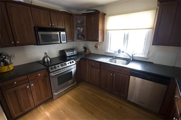 11 Alfreton Road Needham, MA 02494 - Photo 4 of 21