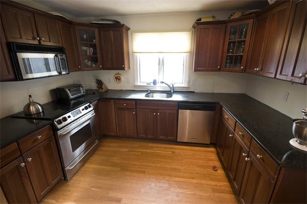 11 Alfreton Road Needham, MA 02494 - Photo 5 of 21