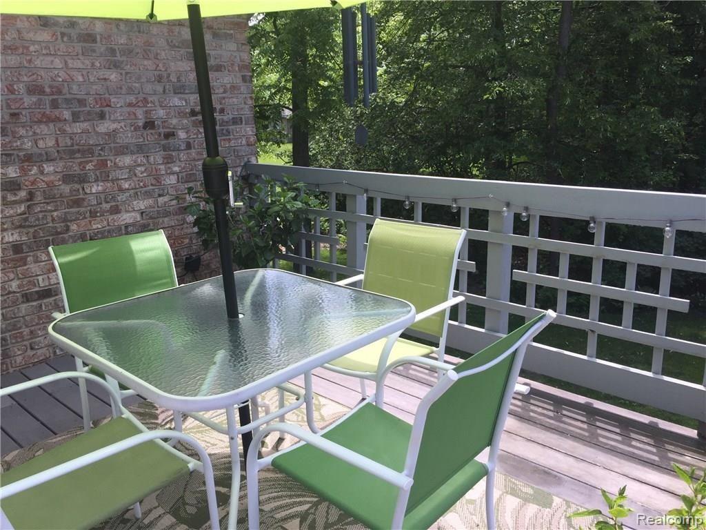 155 Stark Road Rochester, MI 48307 - Photo 8 of 23 8.JPG