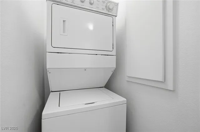 $1,850 | 9057 Pure Sapphire Court, Las Vegas, NV 89149