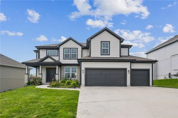$599,950 | 19527 West 116th Street, Olathe, KS 66061