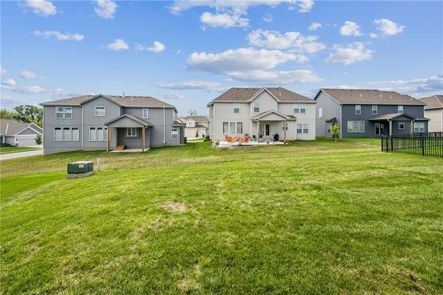 $620,000 | 19527 West 116th Street, Olathe, KS 66061