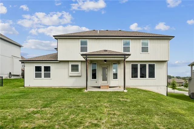 $620,000 | 19527 West 116th Street, Olathe, KS 66061