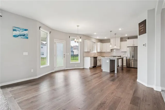 $620,000 | 19527 West 116th Street, Olathe, KS 66061