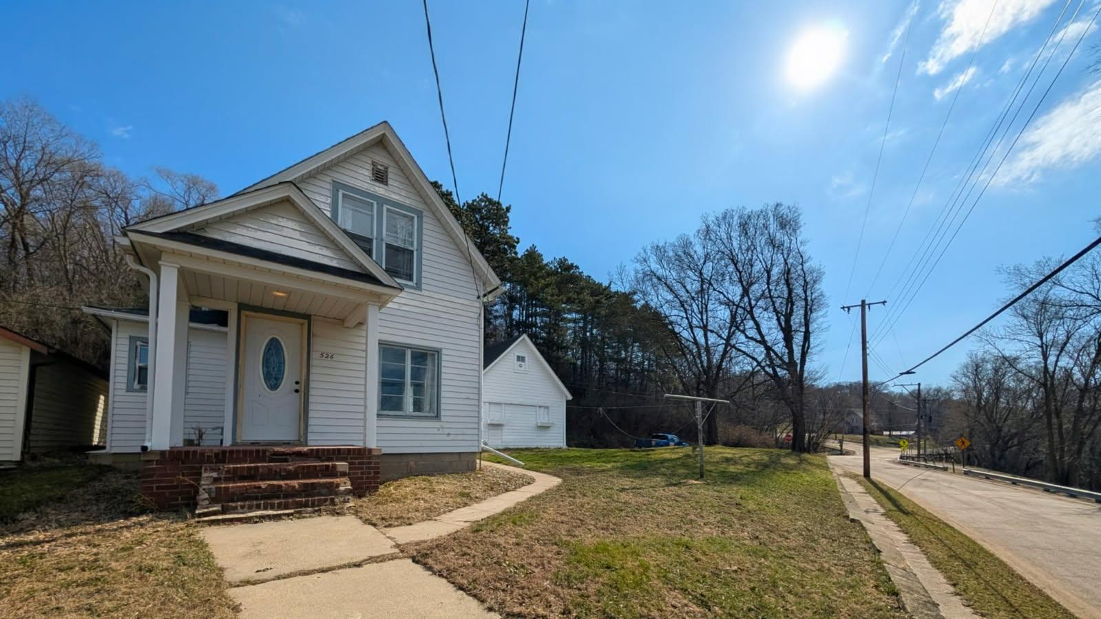 526 State Road Montevideo, MN 56265 - Photo 3 of 40