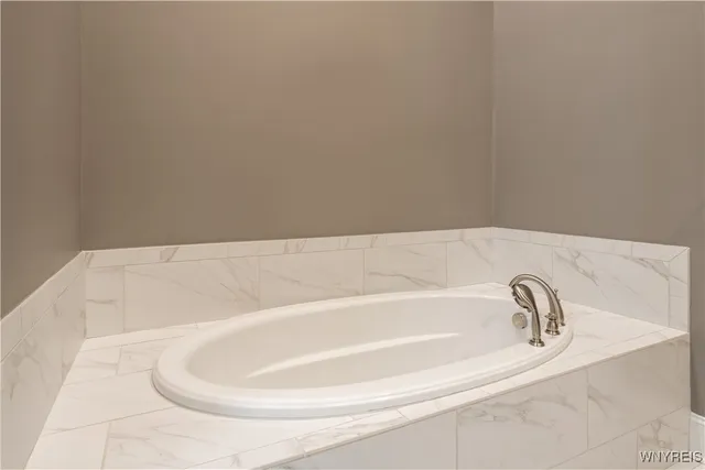 $5,000 | 35 Ojibwa Circle, Buffalo, NY 14202