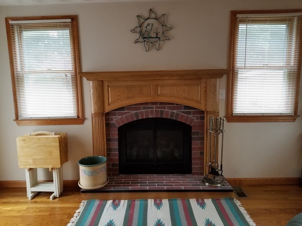17 Briarwood Road Lowell, MA 01852 - Photo 13 of 23 Gallery Image 13