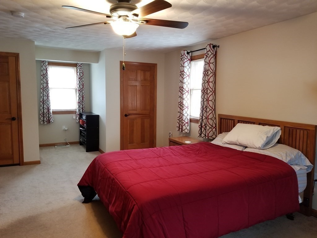 17 Briarwood Road Lowell, MA 01852 - Photo 16 of 23 Gallery Image 16