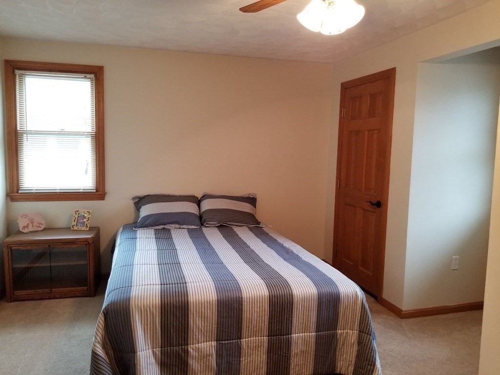 17 Briarwood Road Lowell, MA 01852 - Photo 19 of 23 Gallery Image 19