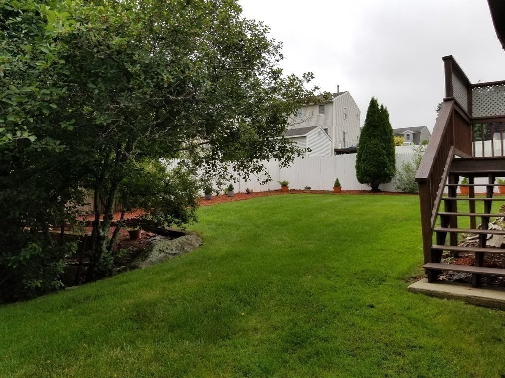 17 Briarwood Road Lowell, MA 01852 - Photo 22 of 23 Gallery Image 22