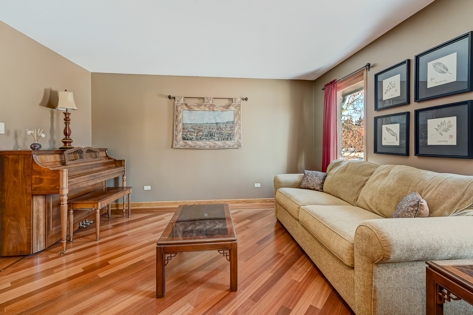 8300 South County Line Road Burr Ridge, IL 60527 - Photo 6 of 37 a living room with furniture and painting on the wall next to a window