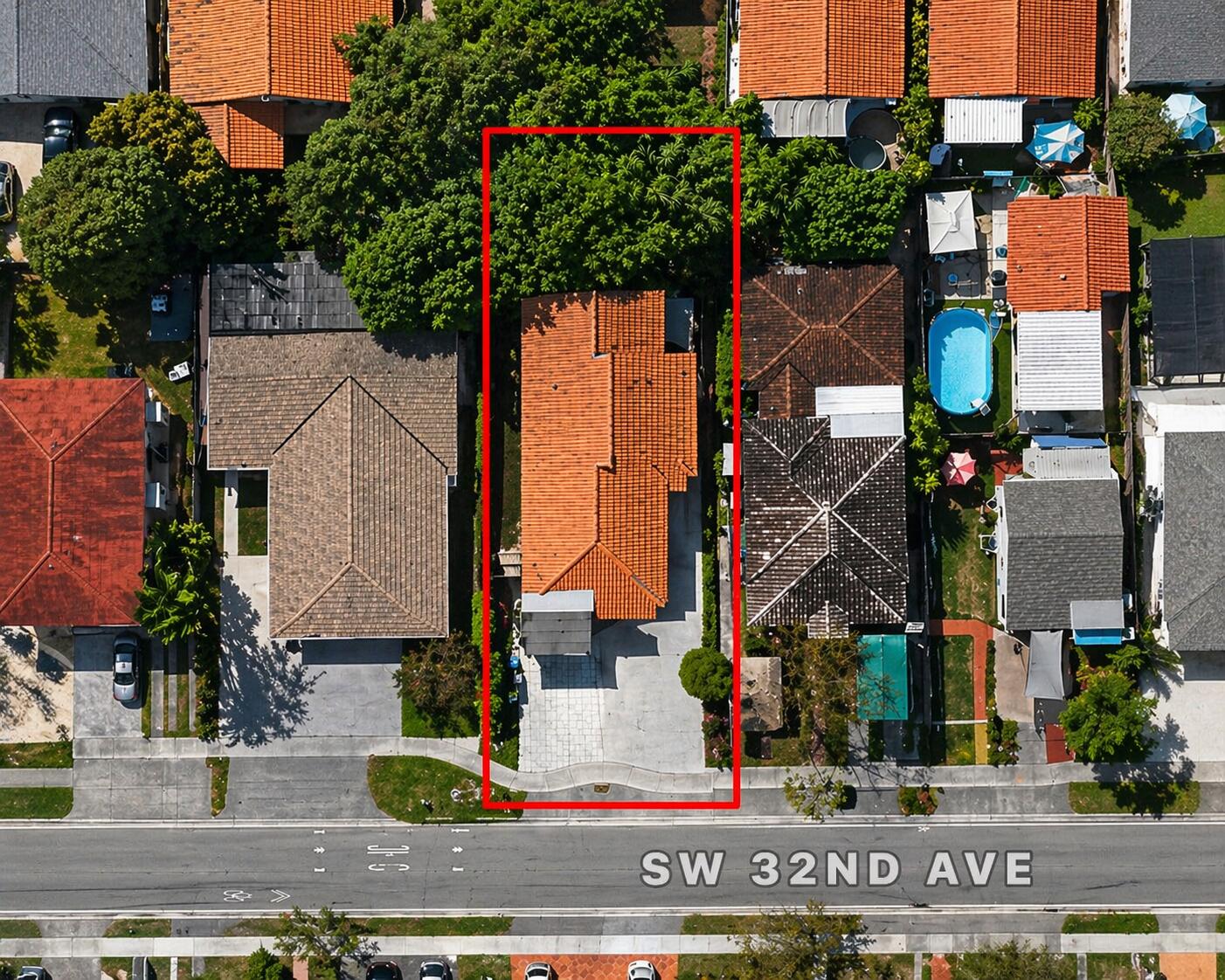 2620 Southwest 32nd Avenue Miami, FL 33133 - Photo 2 of 19 front view of house with a street view