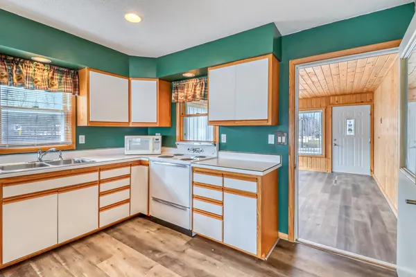 $419,000 | 25934 Brolin Beach Road, Detroit Lakes, MN 56501