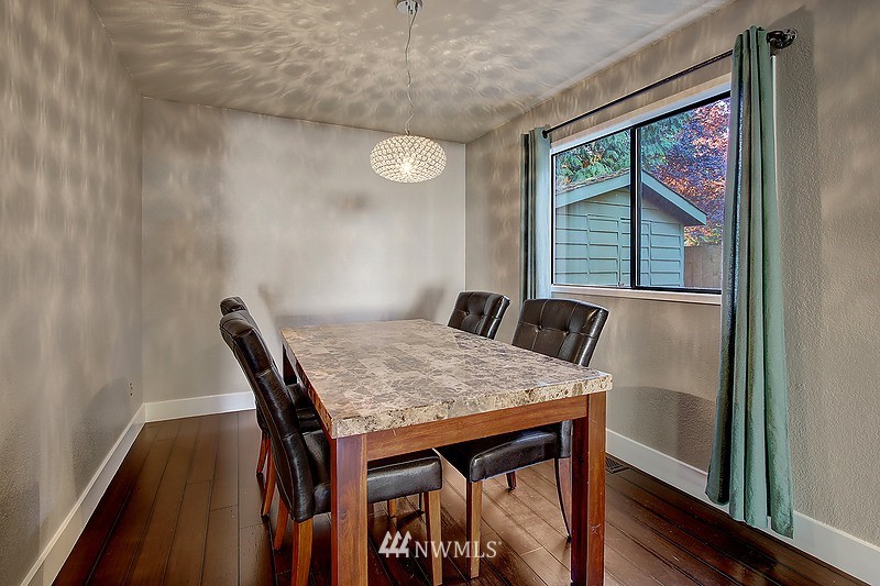 2904 165th Place Southeast Bothell, WA 98012 - Photo 5 of 19
