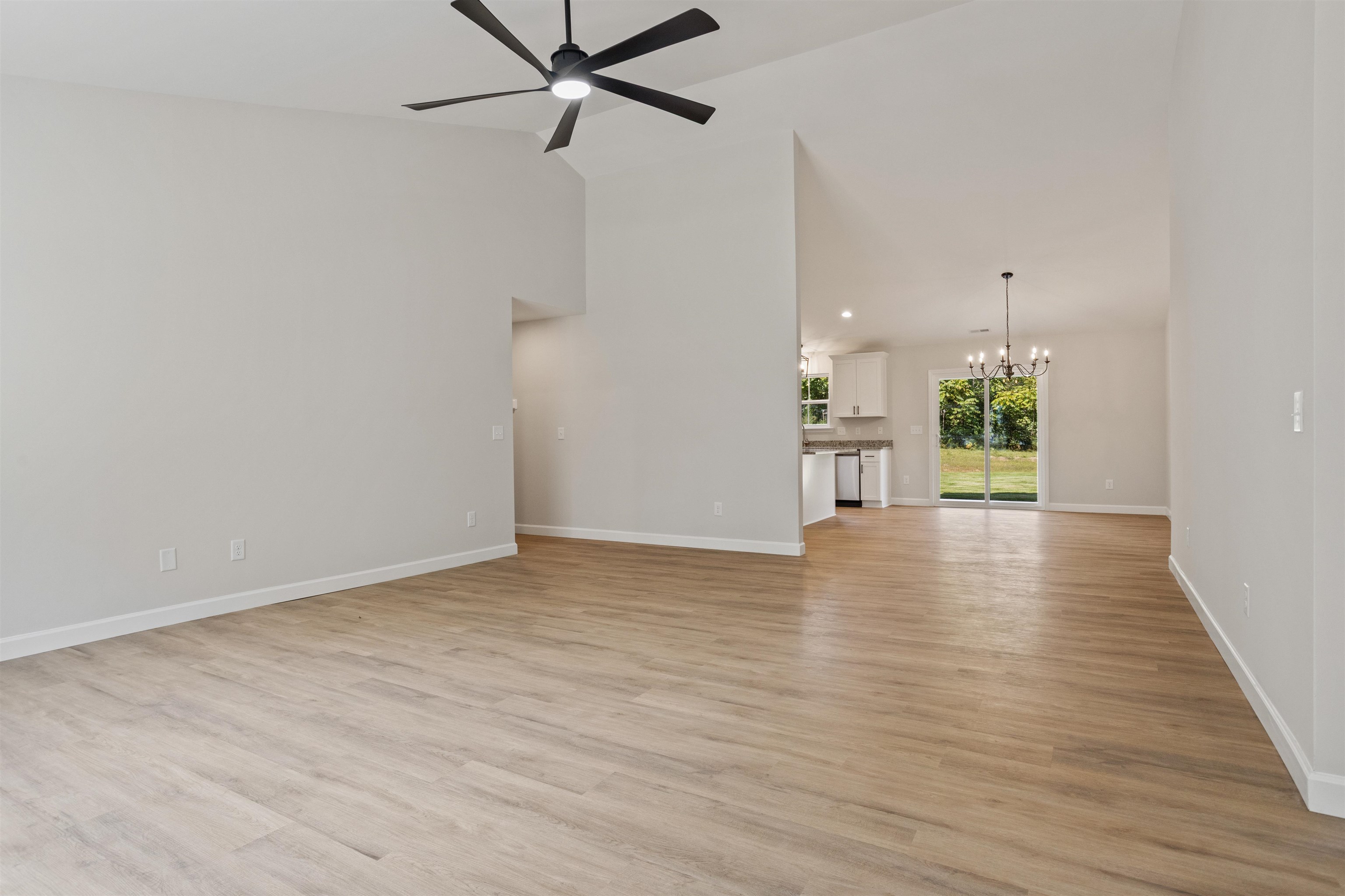 4043 Ridge Road Greer, SC 29651 - Photo 6 of 47 Gallery Image 6