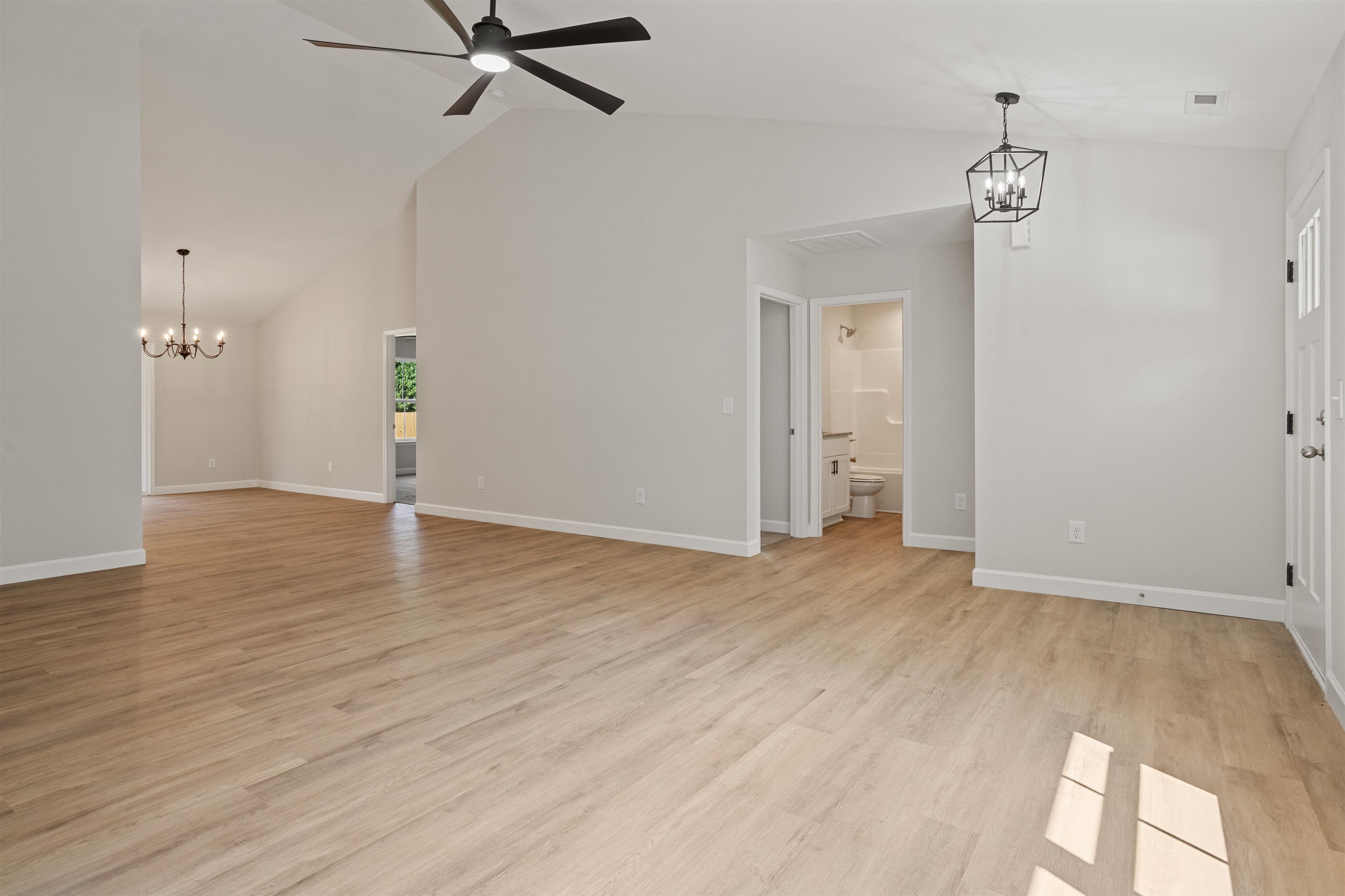 4043 Ridge Road Greer, SC 29651 - Photo 7 of 47 Gallery Image 7