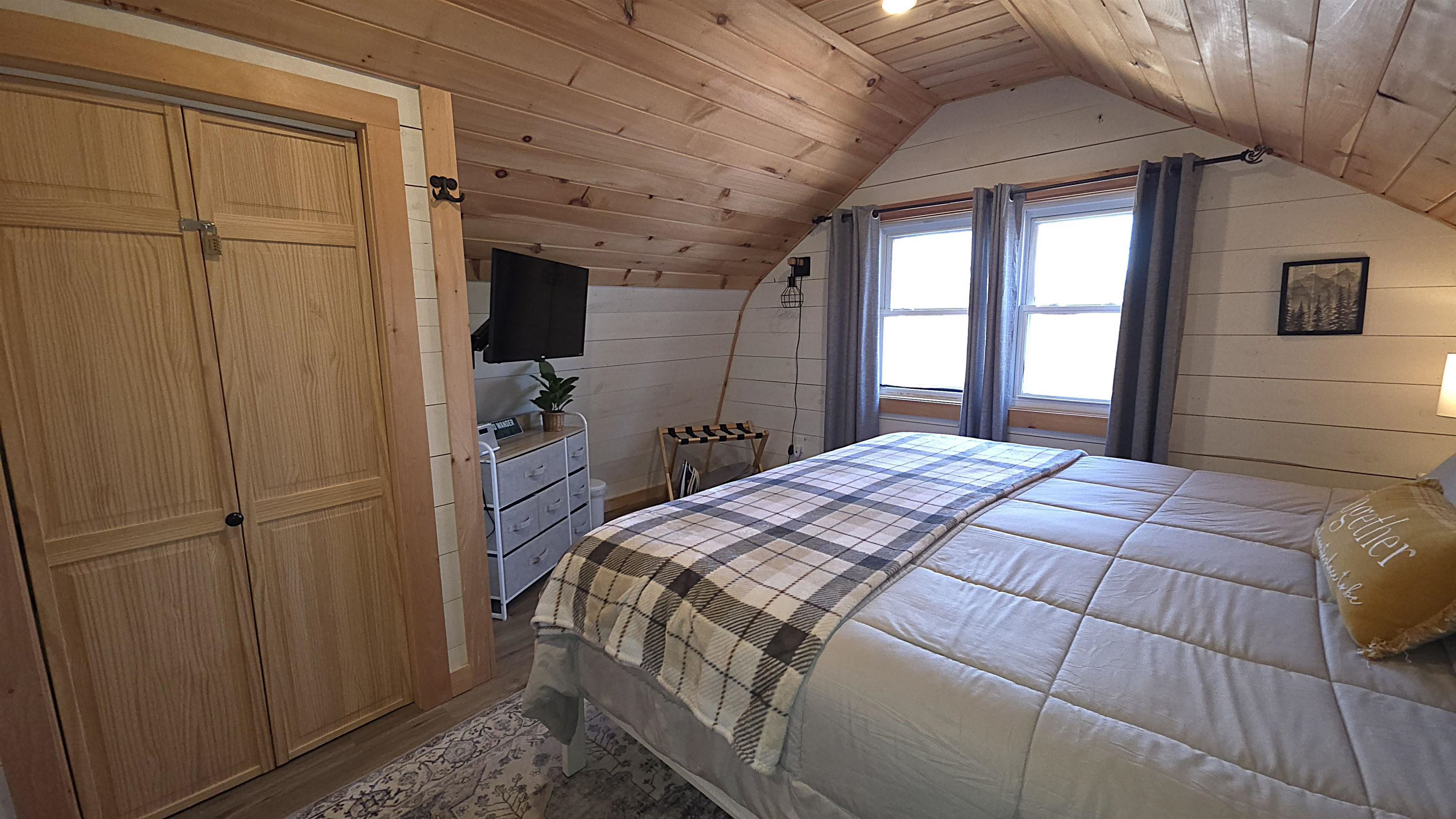 262 Denmark Street Berlin, NH 03570 - Photo 14 of 32