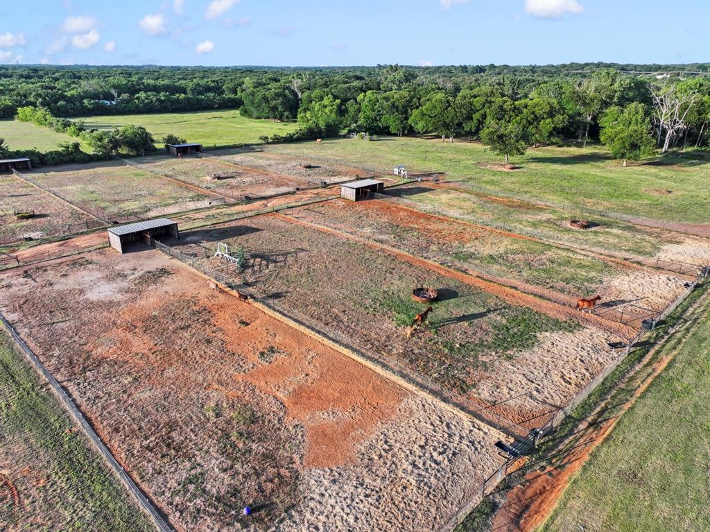 711 County Road 701 Cleburne, TX 76031 - Photo 11 of 37