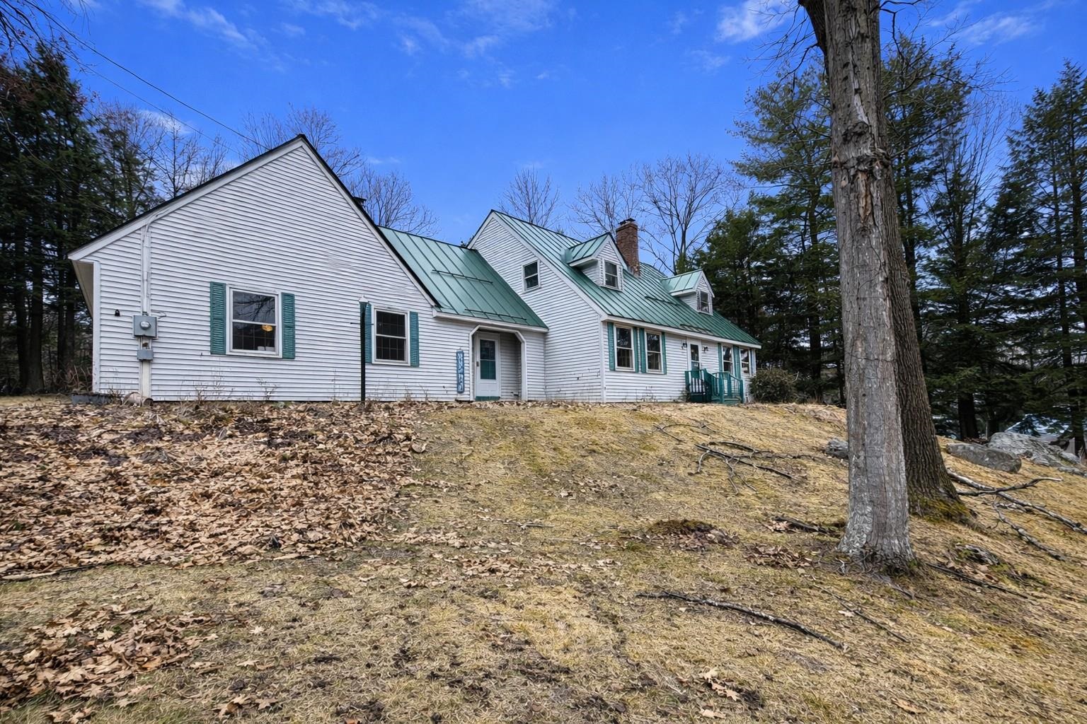 43 Nottingham Circle Lebanon, NH 03766 - Photo 2 of 46