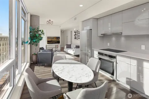 $645,000 | 450 South Main Street, Unit 806, Seattle, WA 98104