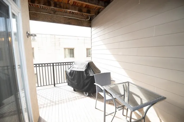 $299,800 | 1619 North Farwell Avenue, Unit 201, Milwaukee, WI 53202