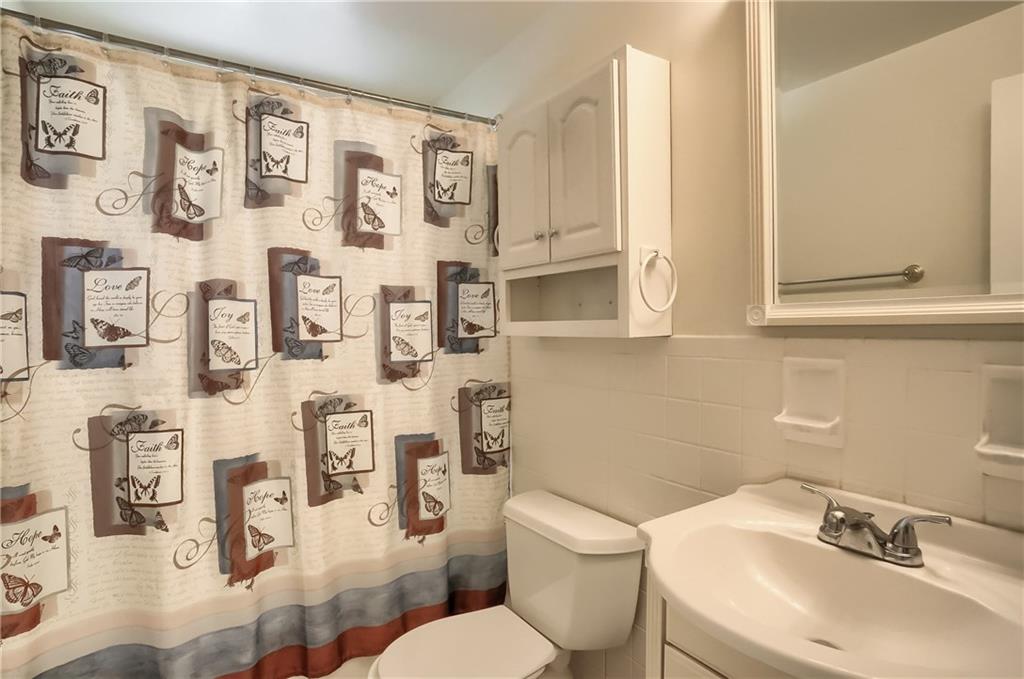 5199 Blossom Road Pittsburgh, PA 15236 - Photo 12 of 25 Gallery Image 12