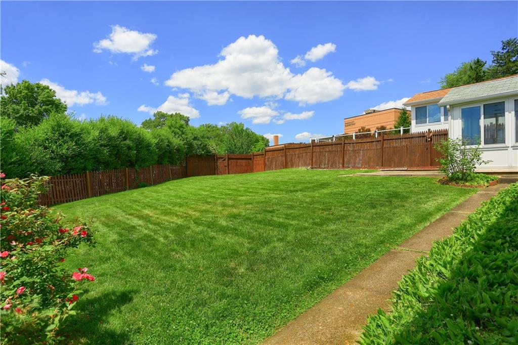 5199 Blossom Road Pittsburgh, PA 15236 - Photo 19 of 25 Gallery Image 19
