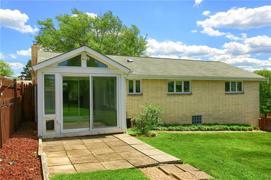 5199 Blossom Road Pittsburgh, PA 15236 - Photo 21 of 25 Gallery Image 21