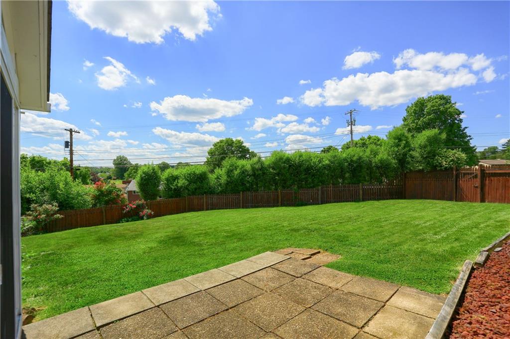 5199 Blossom Road Pittsburgh, PA 15236 - Photo 22 of 25 Gallery Image 22