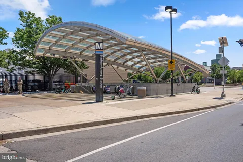 $599,000 | 11 16th Street Northeast, Washington, DC 20002